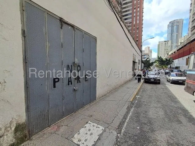 Jg Cod Flex Se Alquila Estupendo Local Comercial A Pie De Calle De 250 Mts En La Candelaria Ubicacion Privilegiada Negociable
