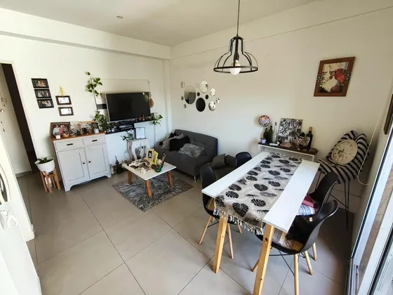 Venta - Departamento - 2 Ambientes - Balcon - Caseros - Luminoso - Permuta - Apto Credito