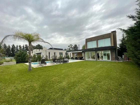 Casa En Ventacon  Pileta Venta Barrio El Rebenque 