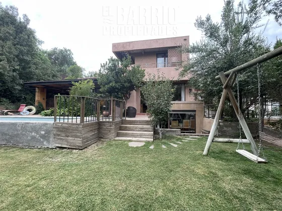 Casa En Venta En Colina