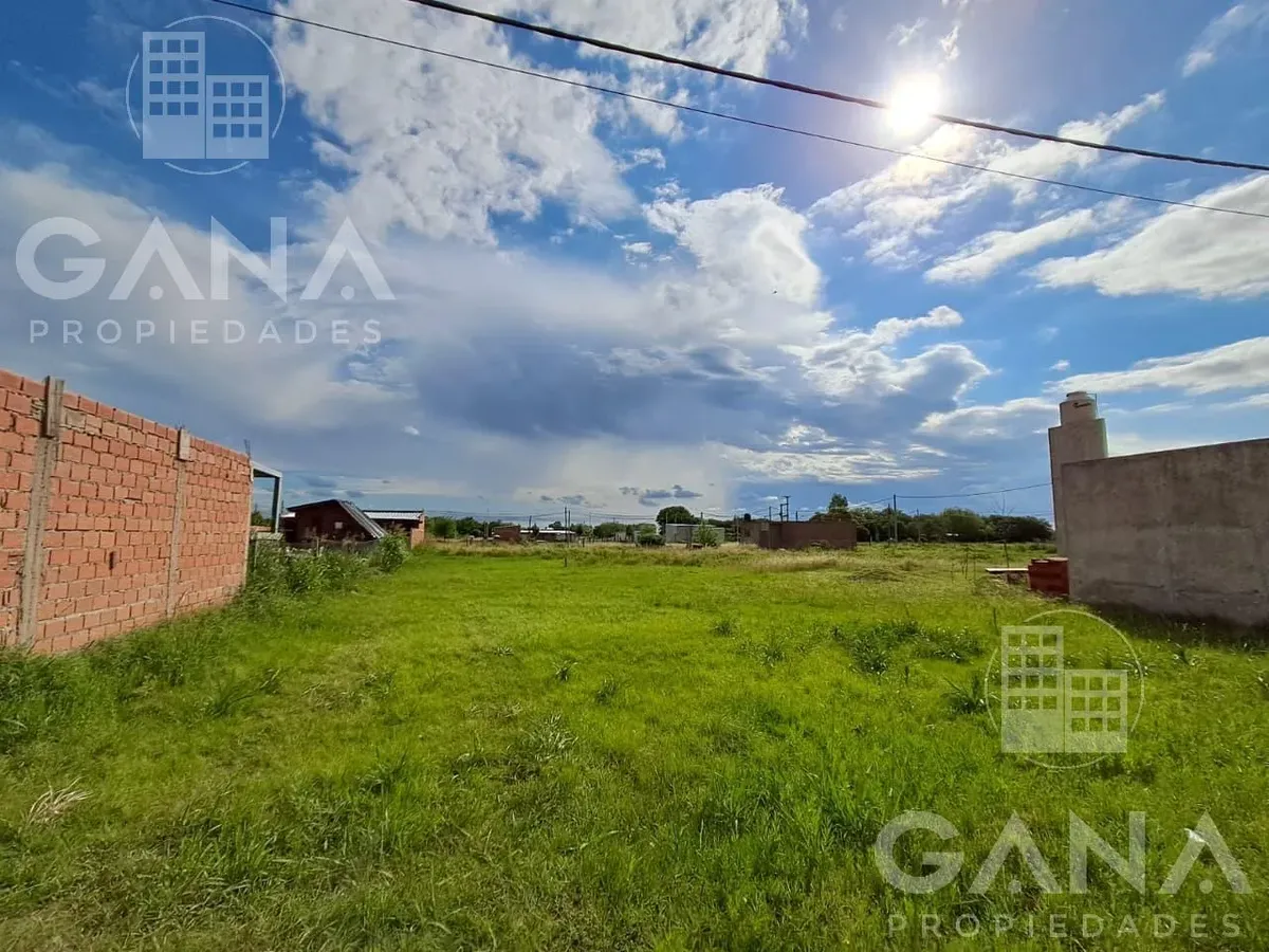 Land for Sale in Salto Grande – 310 m², Title Deed Available