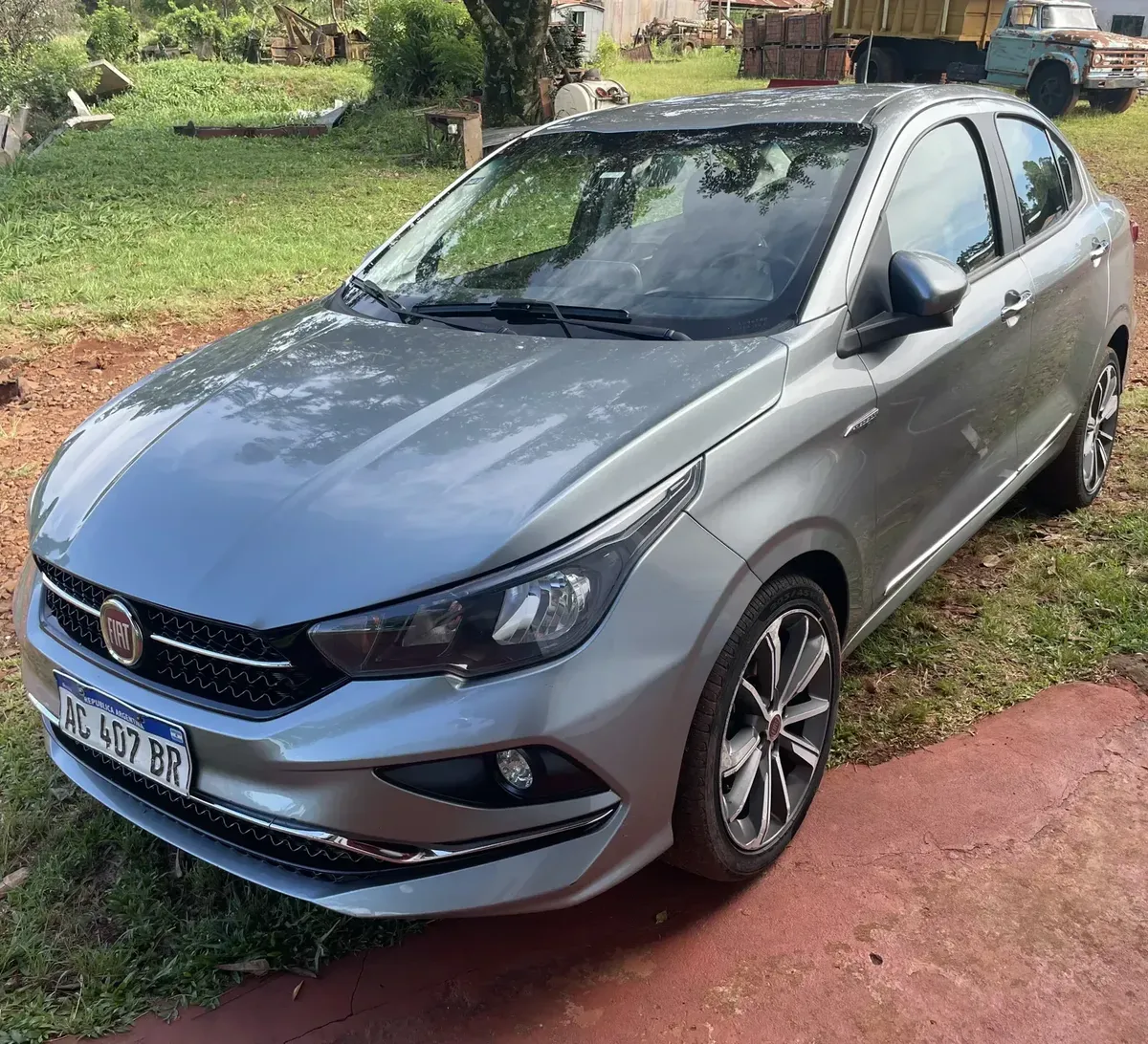 Fiat Cronos 1.8 16v Precision At6 Pack Premium