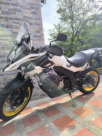 Suzuki Vstrom 650 Xt 2023