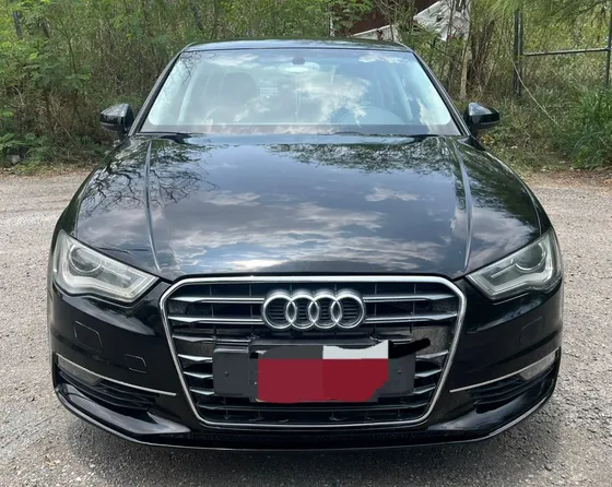 Audi A3 1.8 Attraction Plus At
