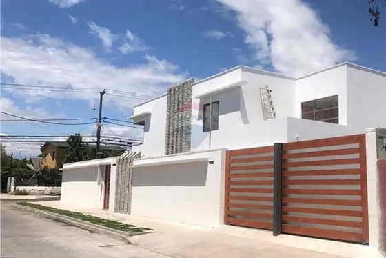 Casa Moderna En La Cisterna: Oportunidad Única