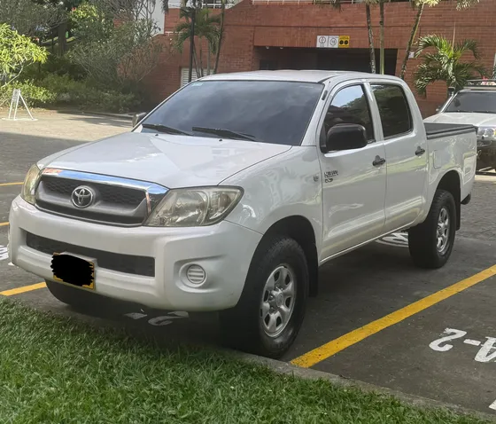Toyota Hilux 2.5 Lmv 4x4