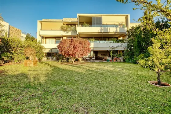 Departamento Con Jardín En Exclusivo Condominio San Damian