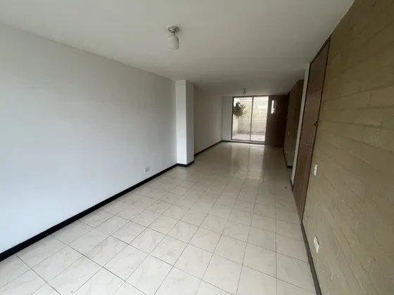  Casa En Arriendo Ubicada En La Estrella Sector Toledo (26990).