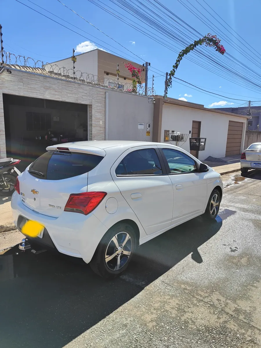 Chevrolet Onix 2017 1.4 Ltz Aut. 5p — foto 3