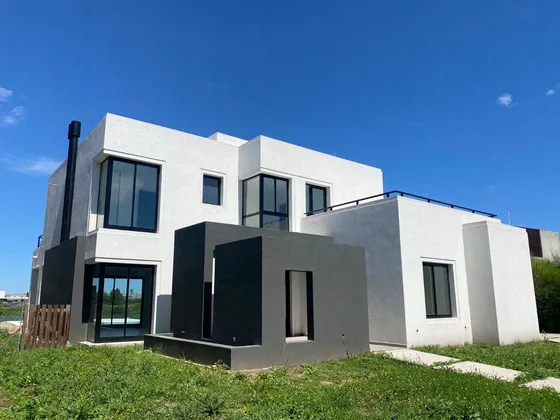 Casa Con Vista Al Golf En Canton Golf- Dueño Directo