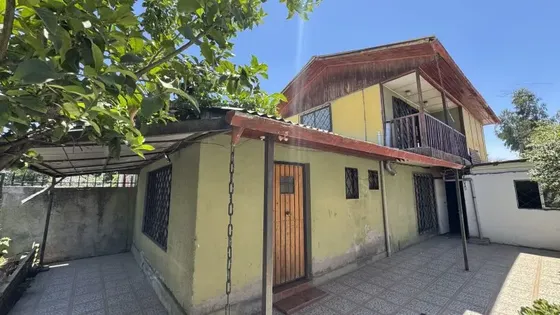 En Venta Amplia Propiedad /gran Terreno / Salvador Allende