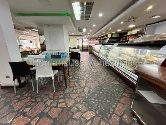 Fondo De Comercio En Venta Urb. Los Cortijos De Lourdes, Caracas. 25-23435 Yf
