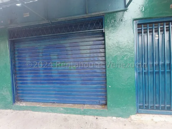 En Venta Excelente Casa Comercial En La Estratégica Avenida Carabobo Zona Centro De Barquisimeto Lara, Rc 