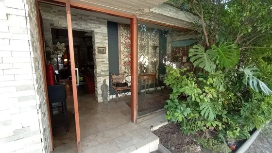 Casa En Venta De 6 Dorm. En Vitacura