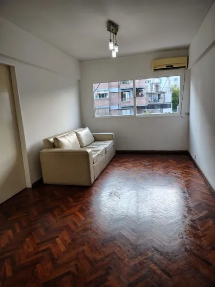 Departamento De 2 Dormitorios En El Centro De Mdz