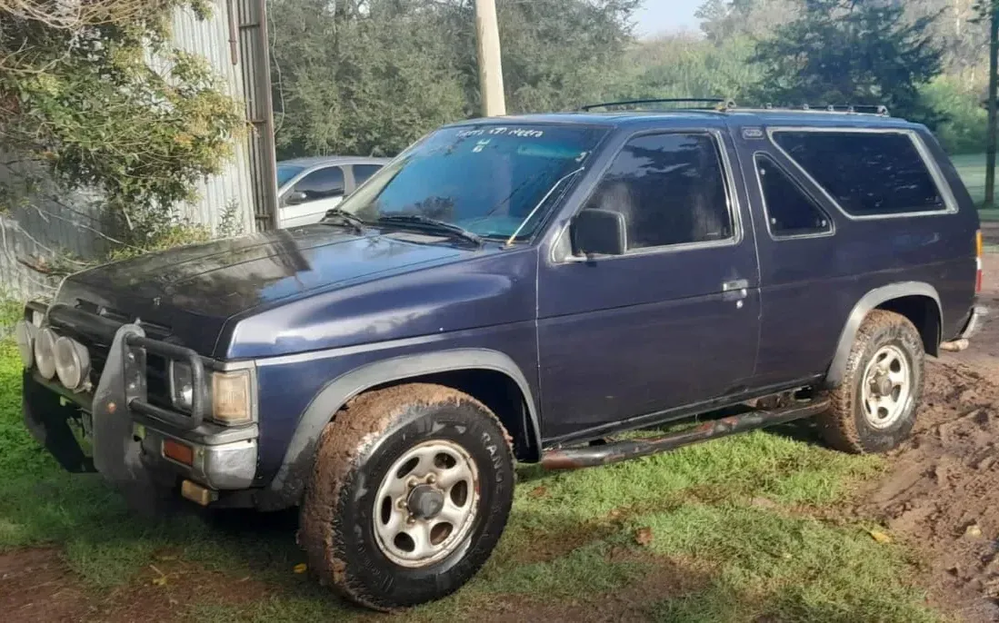 Nissan Pathfinder 2.4 4x4
