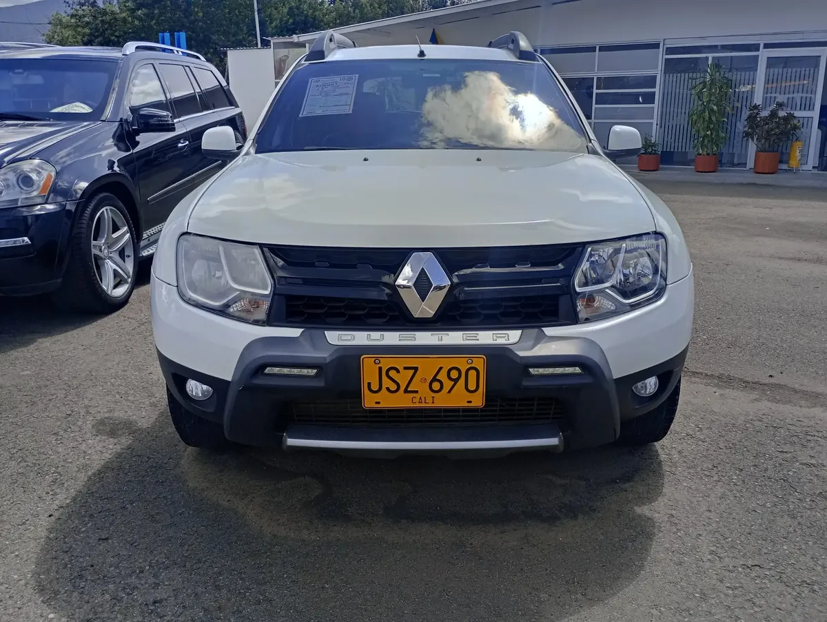 Renault Duster Intense 2.0 MT 4x4