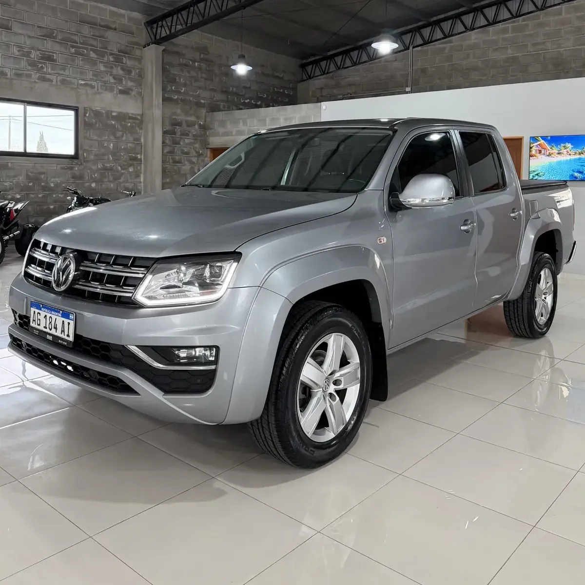 Volkswagen Amarok 2.0 CD TDI 180 HP 4x2 Highline Pack