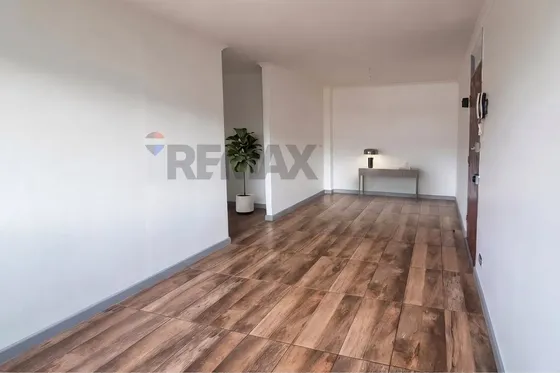 Departamento En Arriendo A Paso Del Metro Grecia