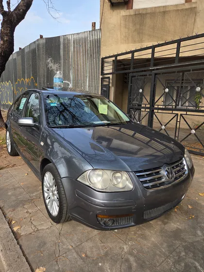 Volkswagen Bora 1.8 Highline T Tiptronic Cuero