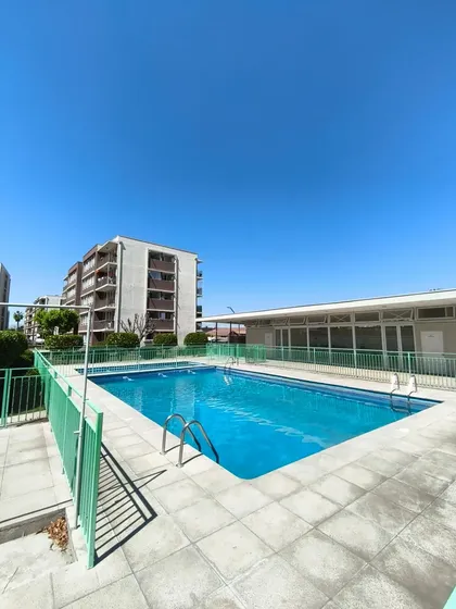Se Vende Depto En Primer Piso Frente A Mall Arauco Maipu