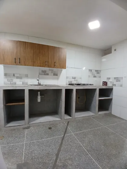 Alquiler De Apartamento En Lomas Del Este Res Solariega Rp