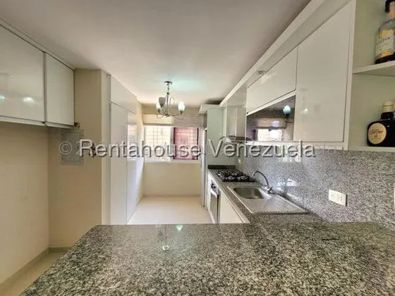 Maribel Morillo Asesor Inmobiliario De Rentahouse Vende Fabuloso Apartamento Tipo Estudio;ubicado En Conjunto Privado Con Planta Electrica; Este De Barquisimeto Lara