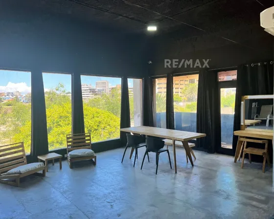 Re/max 2mil Alquila Local En C.c Bayside, Urb. Costa Azul, Mun. Mariño, Isla De Margarita, Edo. Nueva Esparta