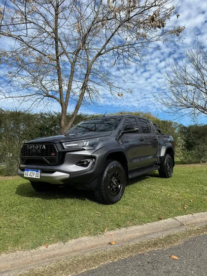 Toyota Hilux Pick-up 4.0 V6 Gr-s Ii 4x4 6at