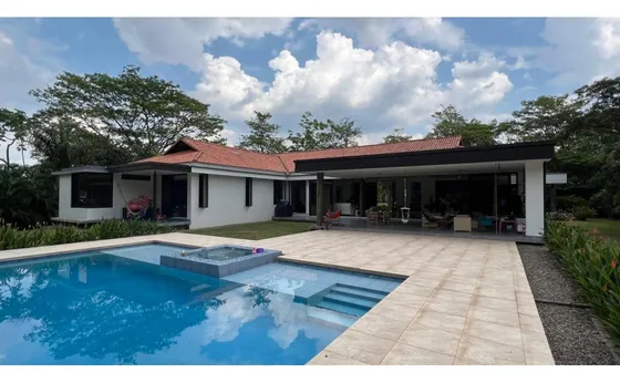 Casa Campestre En Venta, Sector Cairo, Villavicencio