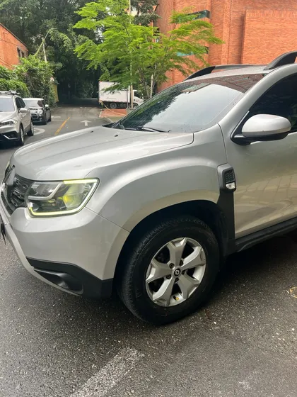 Renault Duster 1.3 T Intense Cvt