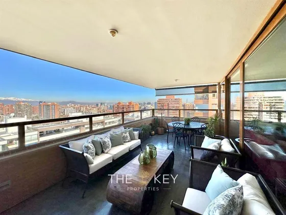Departamento En Venta De 3 Dorm. En Las Condes