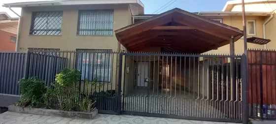 Linda Casa 2 Pisos Con 3 Dormit Y 2 Baños En Maipú