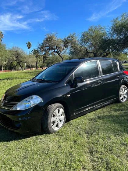 Nissan Tiida 1.8 Sense Sedan Mt