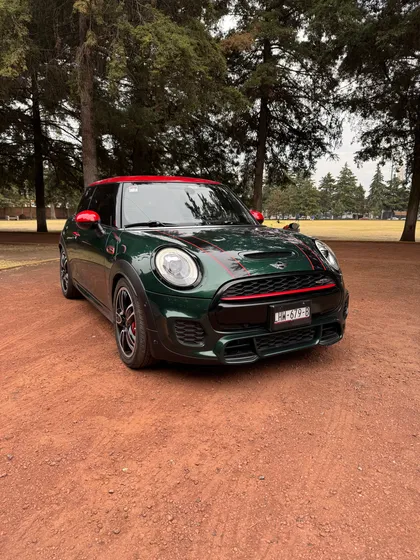 Mini John Cooper Works 2.0 Hot Chilli At
