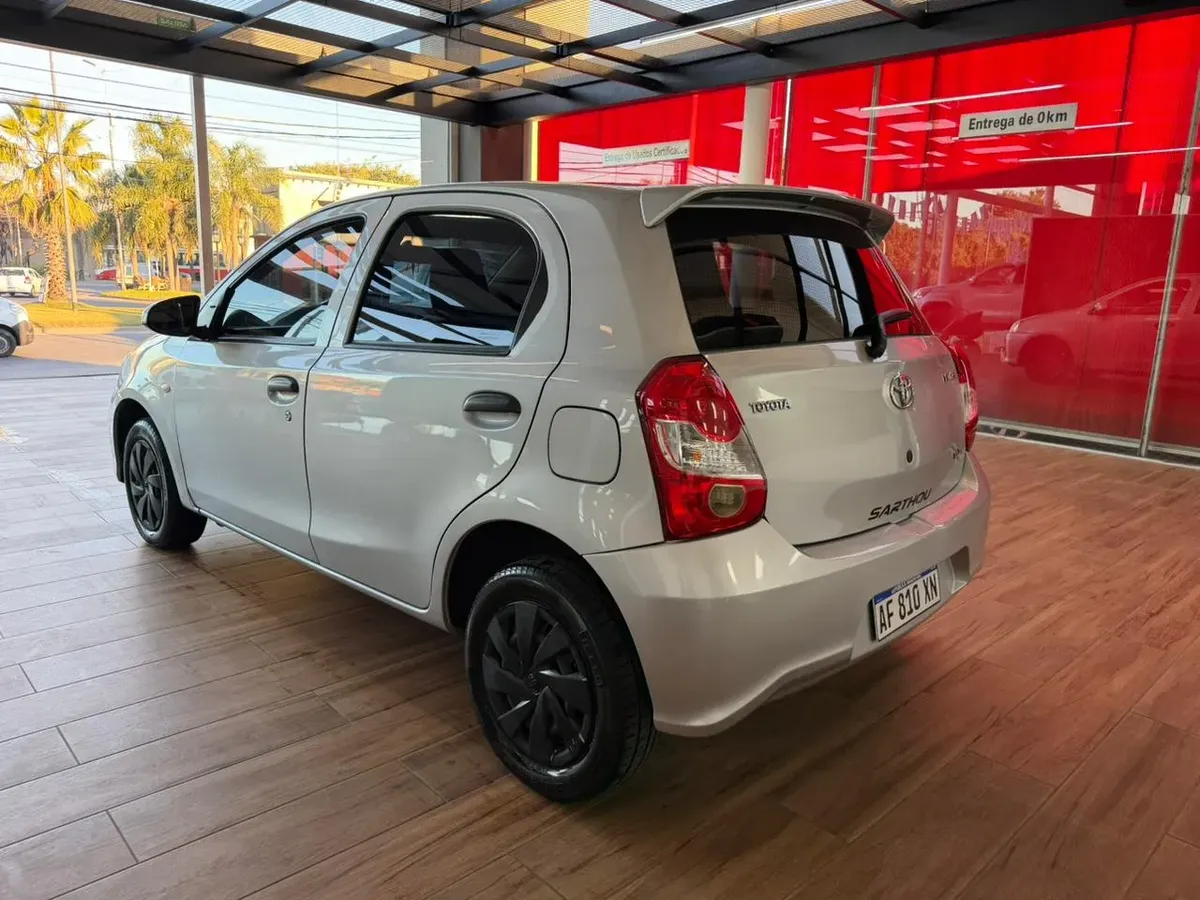 Miniatura 6