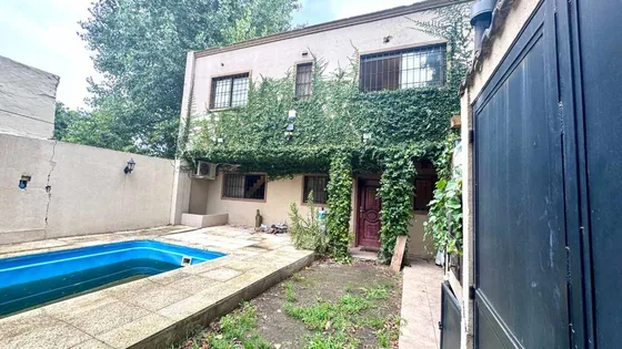 Casa En Venta 3 Ambientes Glew Pileta Apto Credito