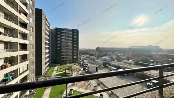 Depto. 3d+2b+1e / V. Mackenna Oriente / Metro Los Quillayes