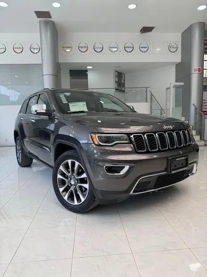 Jeep Grand Cherokee 3.6 V6 Limited Lujo 4x2 At