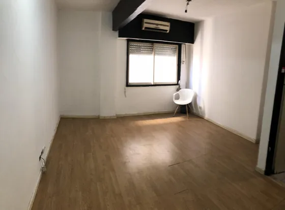  Velez Sarfield 431, Villa Madero / Monoambiente / Luminoso/ Oportunidad /u$s 30.000 