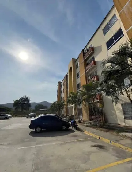 Apartamento En Res. El Nogal San Diego Full Amoblado