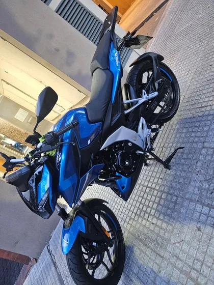 Moto Rouser En Excelente Estado ,con Servis Oficiales .