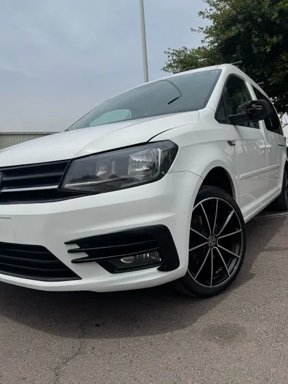 Volkswagen Caddy 1.6 Pasajeros Mt