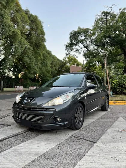 Peugeot 207 1.6 Xt