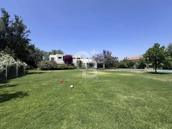Piedra Roja. Exclusiva Casa. Oasis Familiar