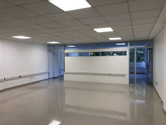 Alquiler Espectacular Oficina 100 M2 En Complejo Bureau Leloir