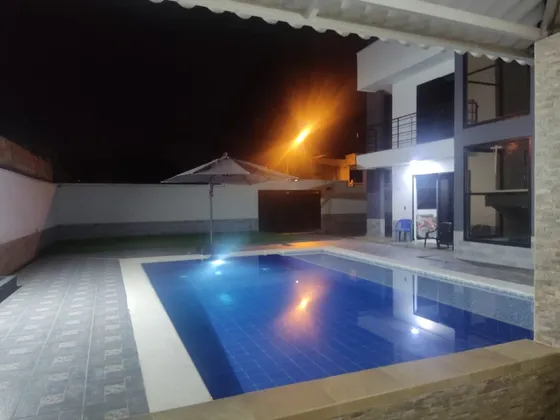 Hermosa Casa Quinta En Carmen De Apicalá Totalmente Independiente