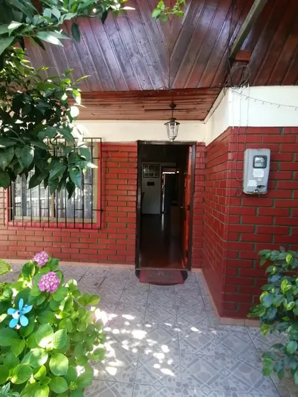 Se Vende Casa Familiar 4d,1b,2e Av. Dorsal Con Caupolicán