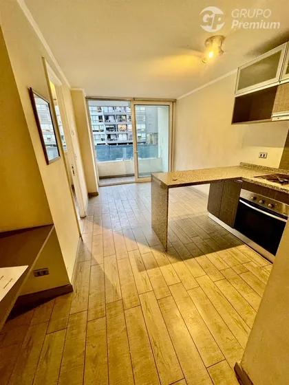 Cómodo Departamento Para Pareja En Arriendo En San Miguel