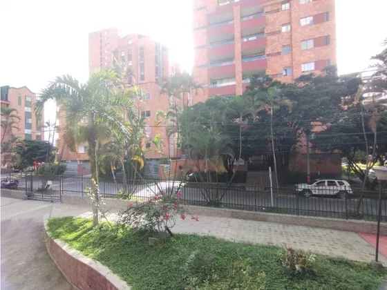 Apartamento En Alquiler En Envigado - El Portal